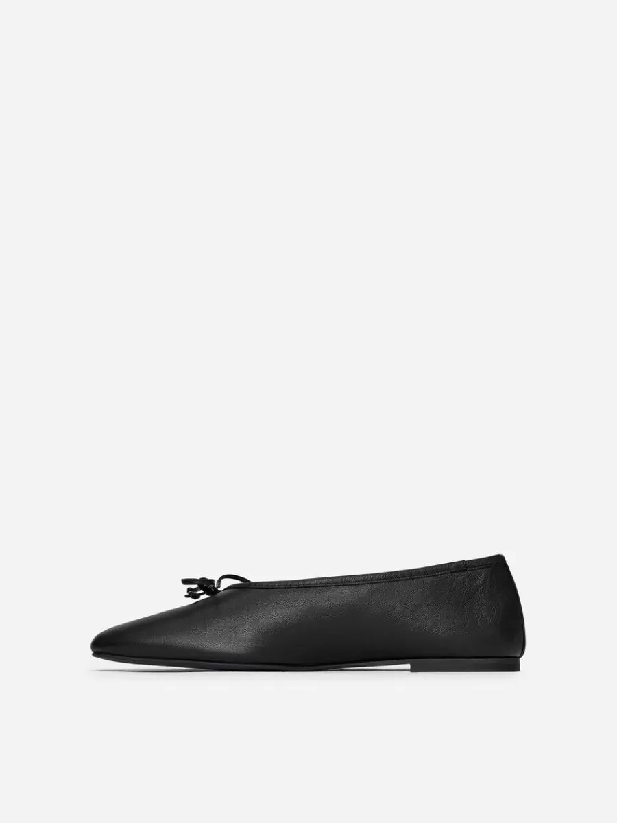 Toutes Les Chaussures-ARKET Ballerines en cuir Noir