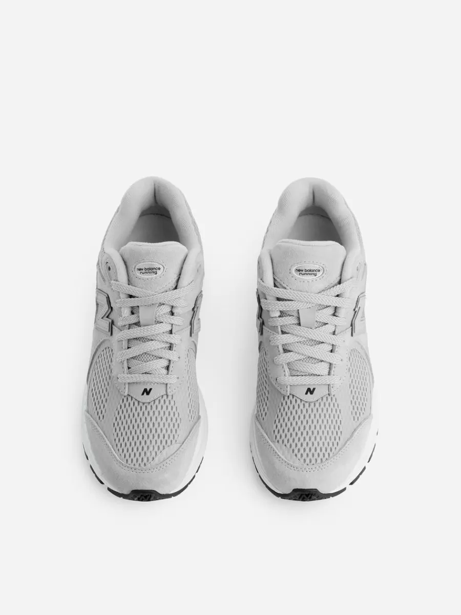 Toutes Les Chaussures-ARKET Baskets New Balance 2002R gris