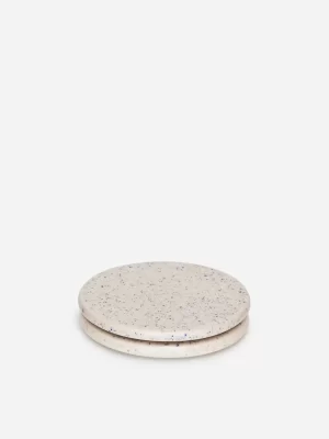 Accessoires De Table-ARKET Lot de 2 sous-verres en grès Écru/Légèrement moucheté bleu